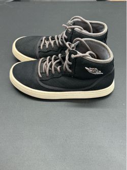 Nike Jordan Jasmine