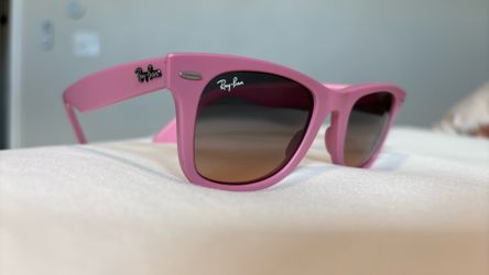 Authentic RayBan wayfarer