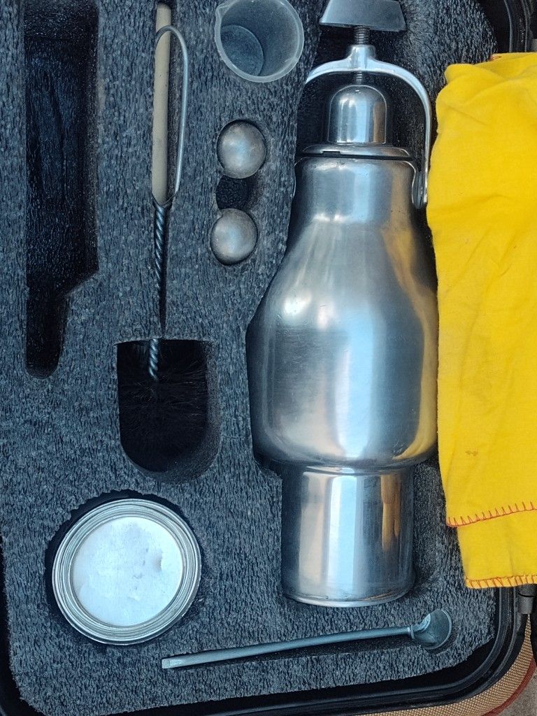 Speedy Moisture Tester