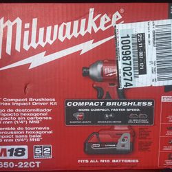 Milwaukee M18 Compact Brushless 1/2 Drill/Drive Kit