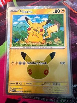 Pikachu Holo Pokémon Card 050/128