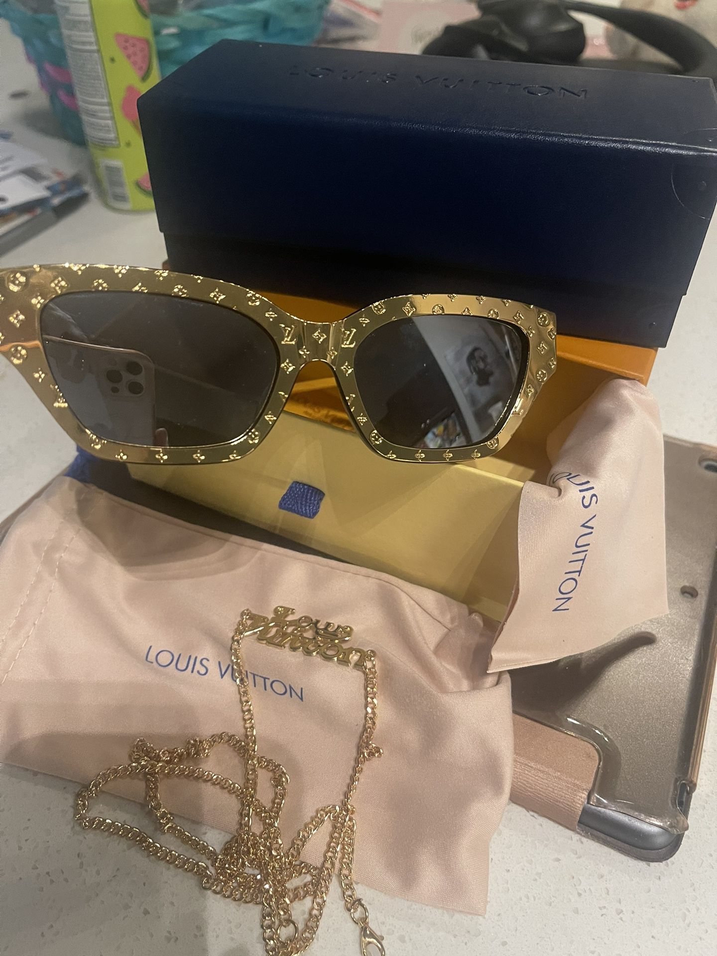 louis vuitton gold frame sunglasses