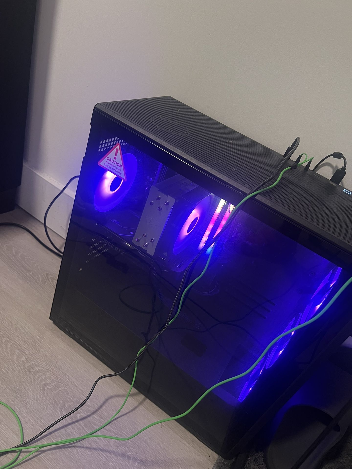 IBUYPOWER PC 4060ti | Comes With 165 Monitor , Razer Mechanical Keyboard And Mouse 