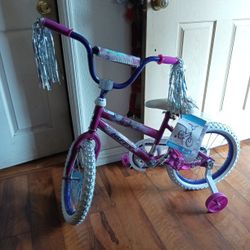 Little Girls Bike New $30