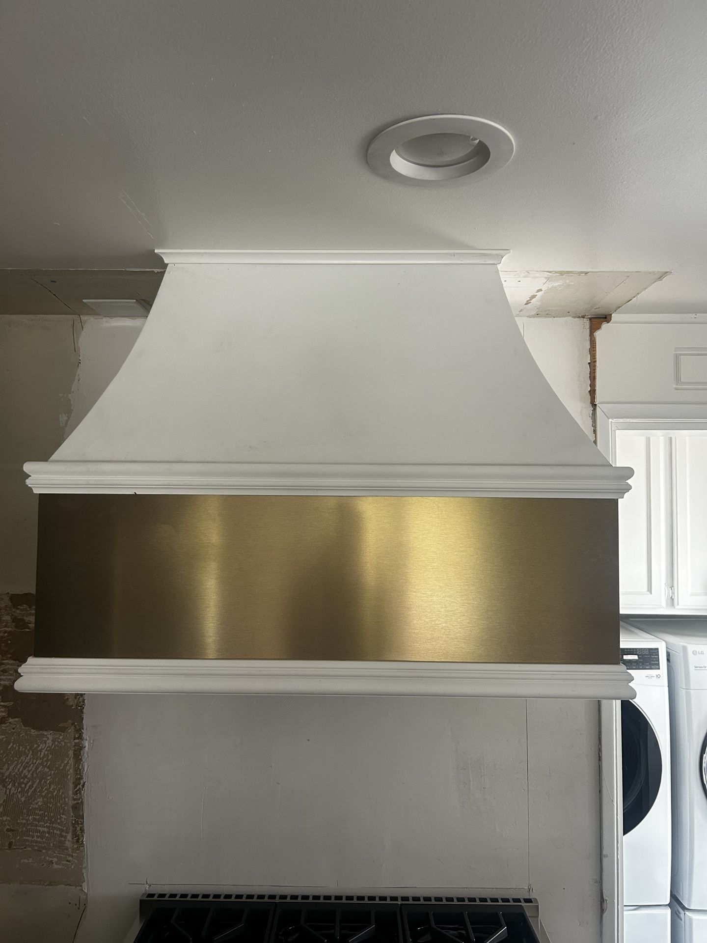 Brand new Custom Stove/Range Hood- 30” X 30”
