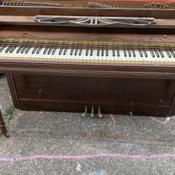 FREE PIANO