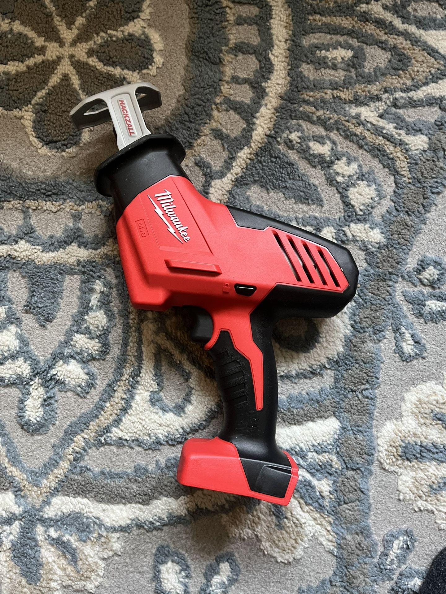 M18 18V Lithium-Ion Cordless HACKZALL Reciprocating Saw (Tool-Only)