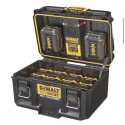  DEWALT TOUGHSYSTEM 2.0 Charger Box
