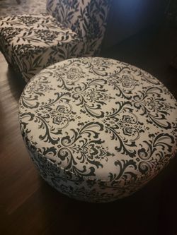 Round Ottoman