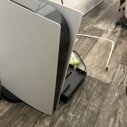 PlayStation 5 W Games +controller + Warranty