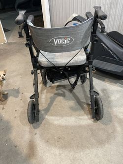 Vocic Chair