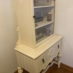 Vintage Cabinet 