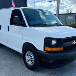 2017 Chevrolet Express 2500