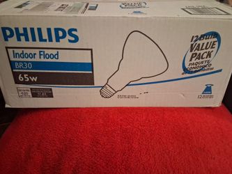 8 Phillips 65watt indoor flood lights, never used