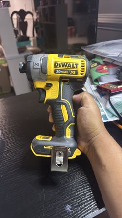 Impact Driver DeWalt 20V MAX XR – Nuevo 🔥