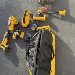 Dewalt 18v Cordless Tools Combo Kit With Bag 