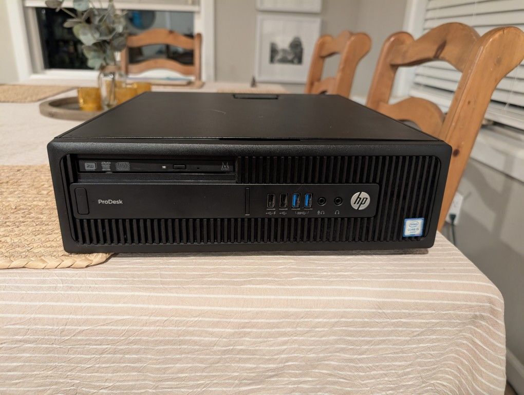 Hp Pro Desk     Core i5 Processor 