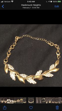 Women 14 kt gold plated diamond rhinestone bracelet 7/1/2 inch no refunds