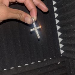 Cross Pendant 