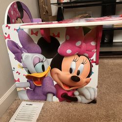 Mini Mouse Desk 