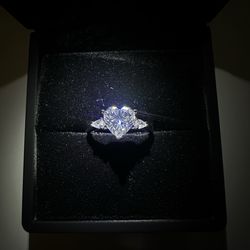 Moissanite Diamond Women’s Heart Ring Size 7