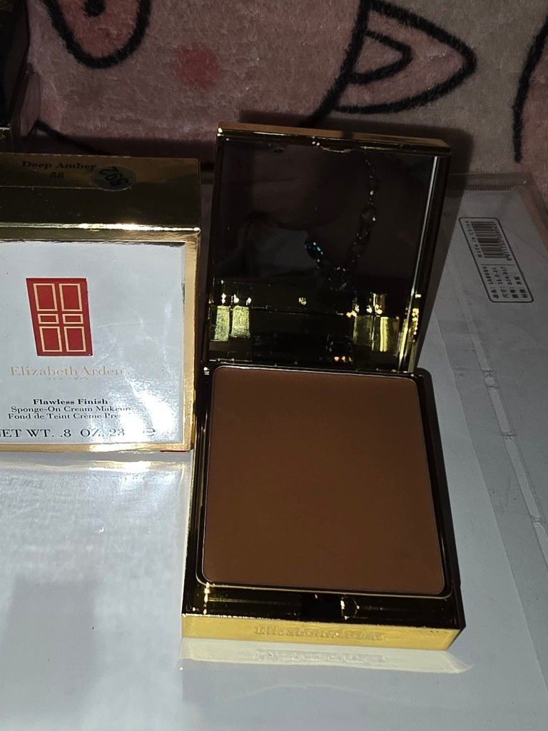 Elizabeth Arden Sponge On Cream