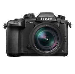 Panasonic GH5