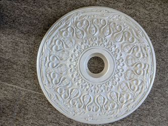 Ceiling medallion