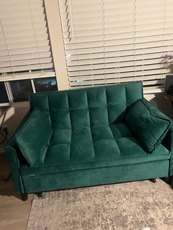 Green Velvet Tufted Loveseat (Pullout bed) with Pillows