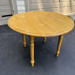 Foldable Dining Table