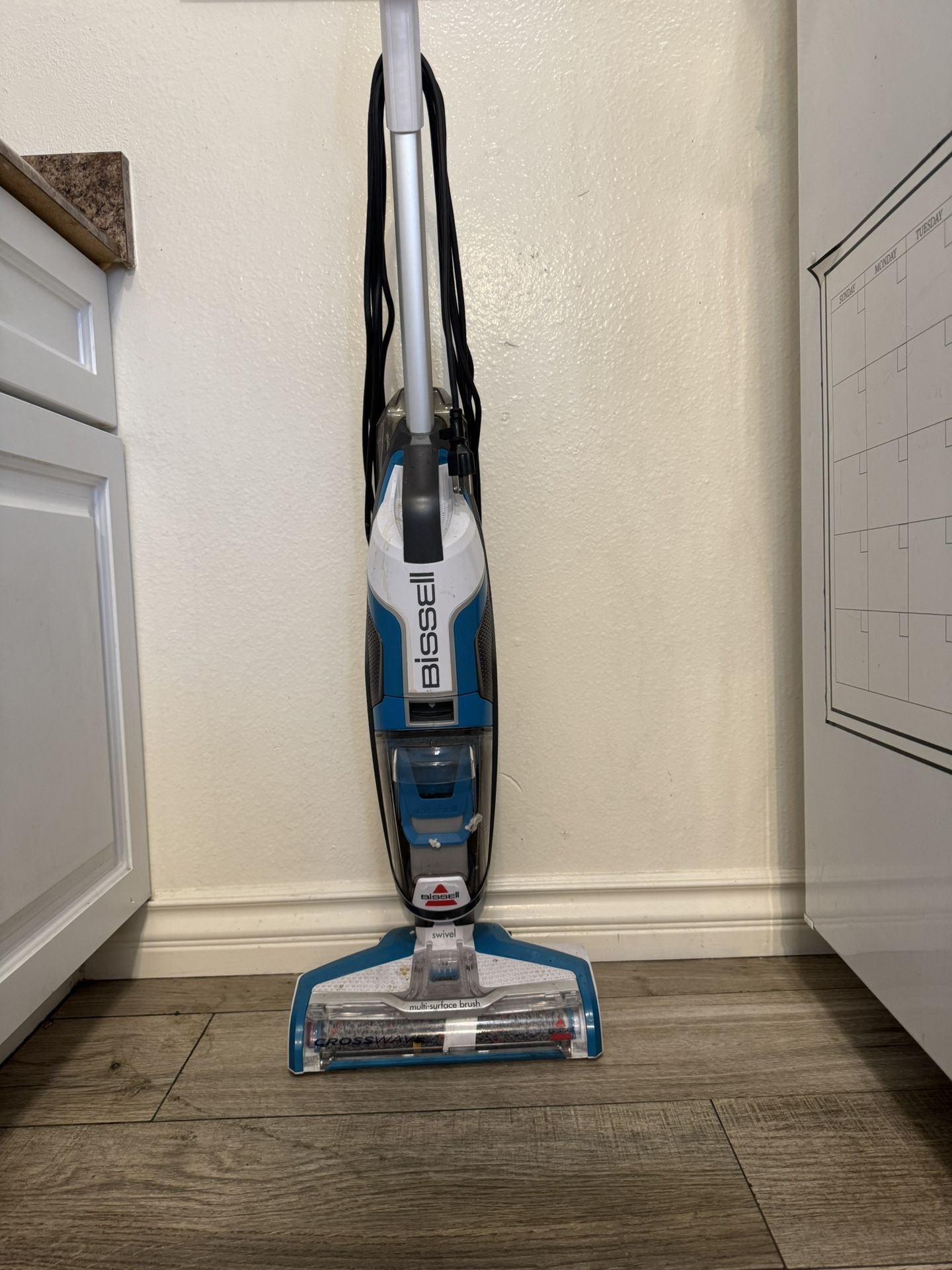 Bissell Vacuum/mop Can Be Used On Floor And Rug comes From Clean Home works Perfectly