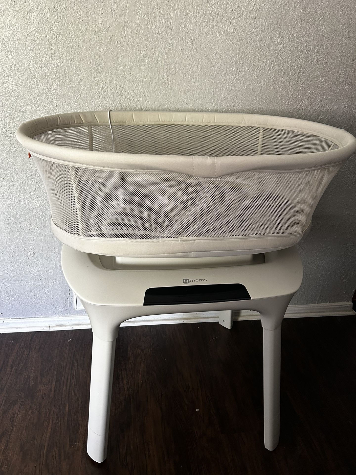 4moms MamaRoo Sleep Bassinet