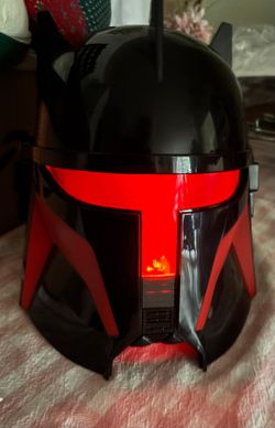 Star Wars: The Black Series Moff Gideon Premium Electronic Helmet