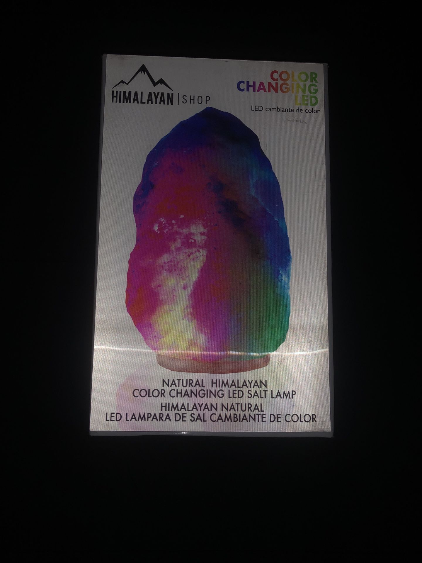 Color changing salt lamps
