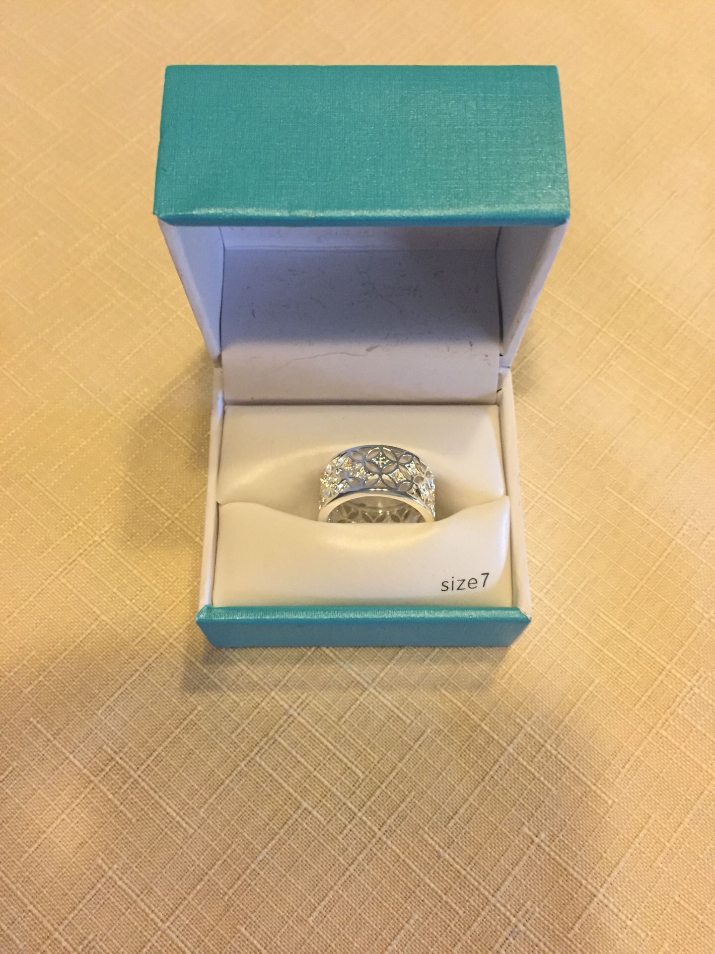 Silver plate size 7 wedding ring