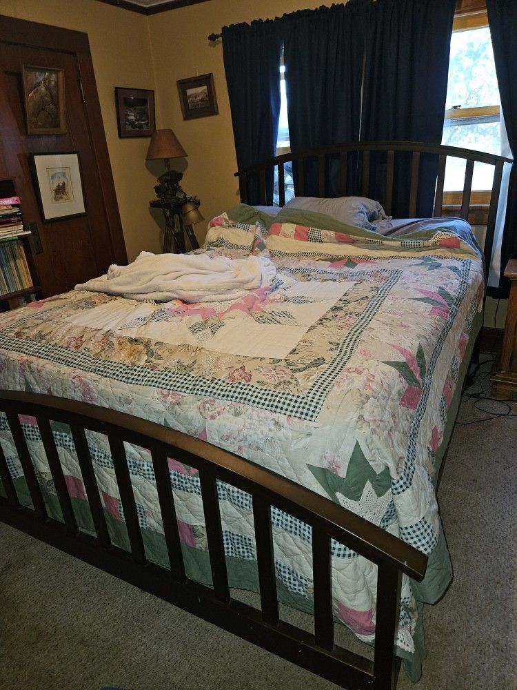 Queen Metal Bed Frame