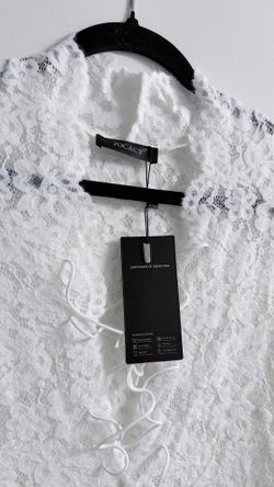 BRAND NEW white lace dress (size large)