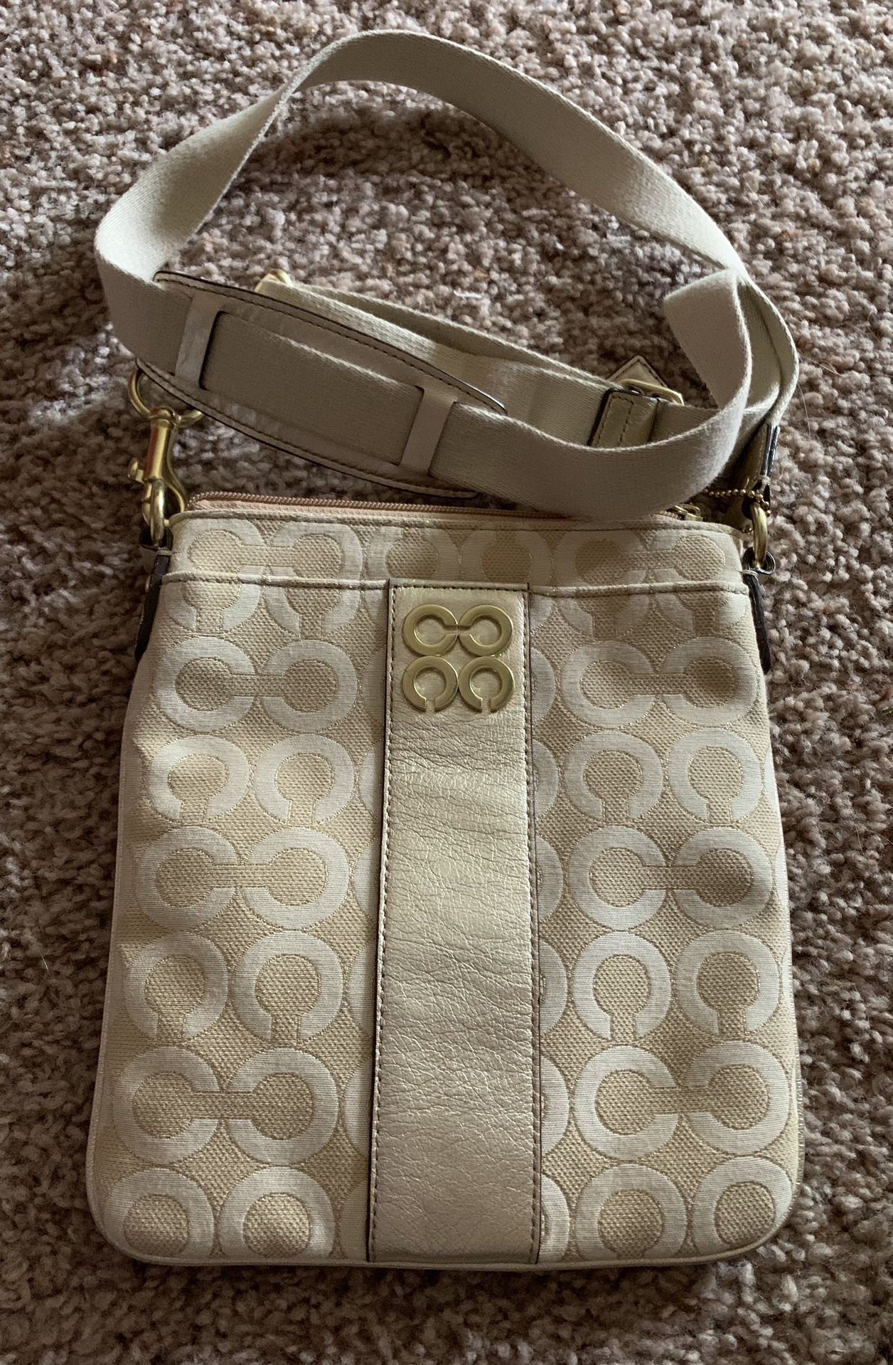 Newer Gold & Ivory Coach File Bag w/Adjustable Strap