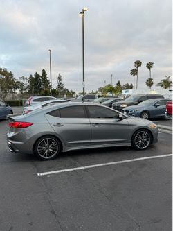 2018 Hyundai Elantra