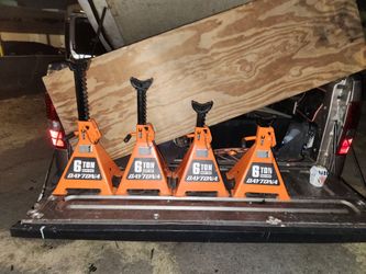 Daytona 6-Ton Heavy Duty Jack Stands (Barely Used)