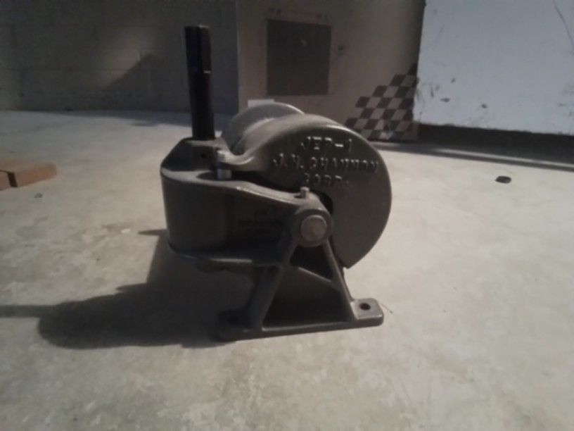 1908 Worm Gear Winch