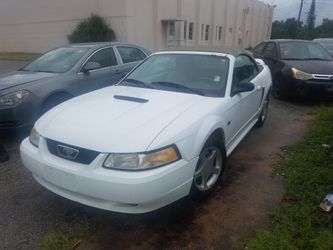2000 Ford Mustang
