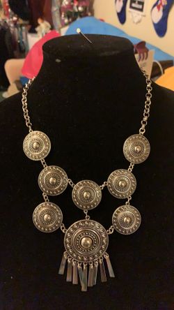 New necklace color silver