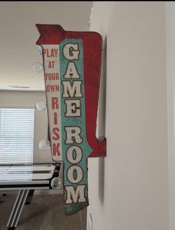 Game room light up sign