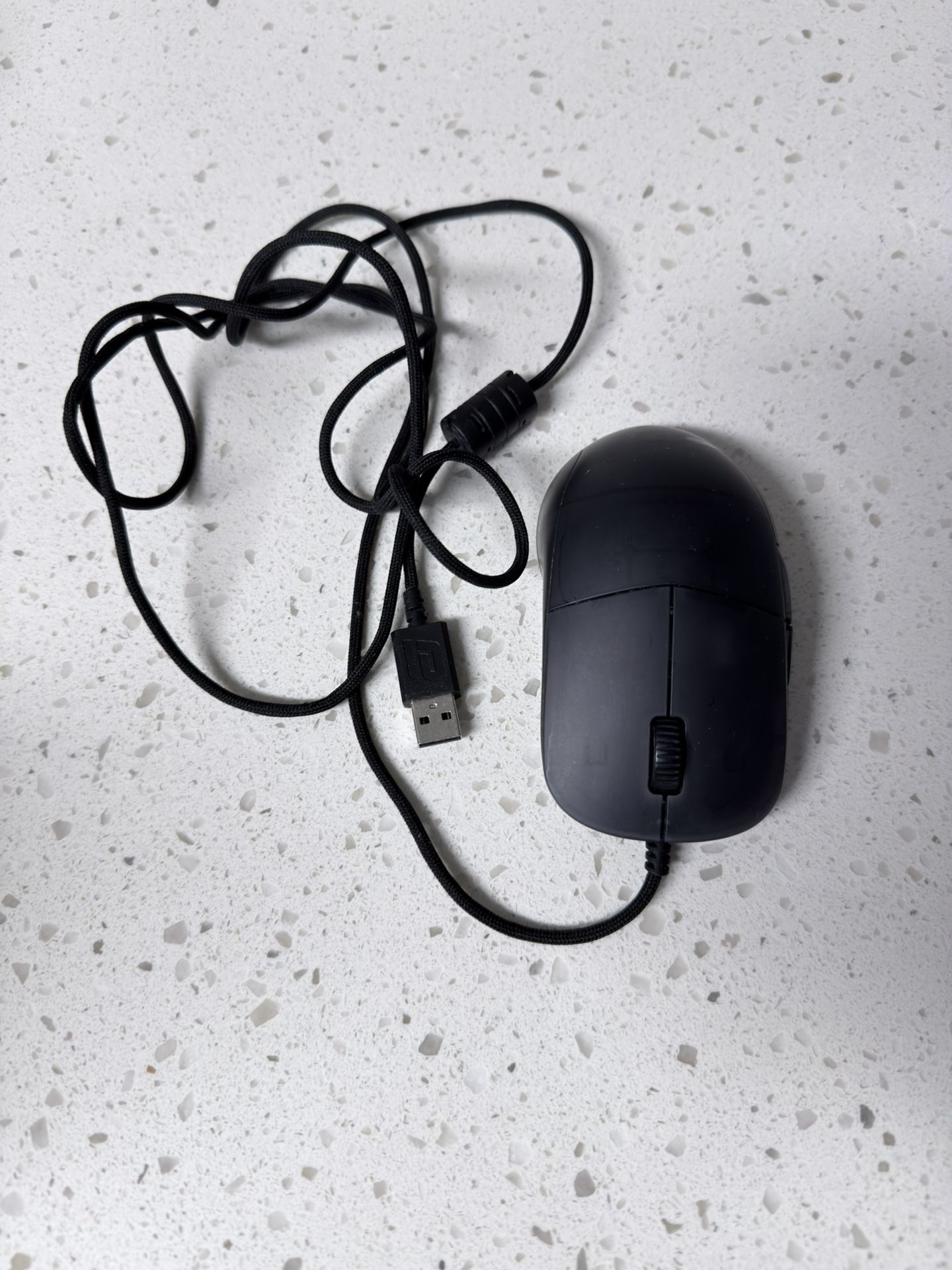Endgame Gear XM1R mouse