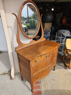 Antique Oak Dresser with Oval Mirror 5 drawers