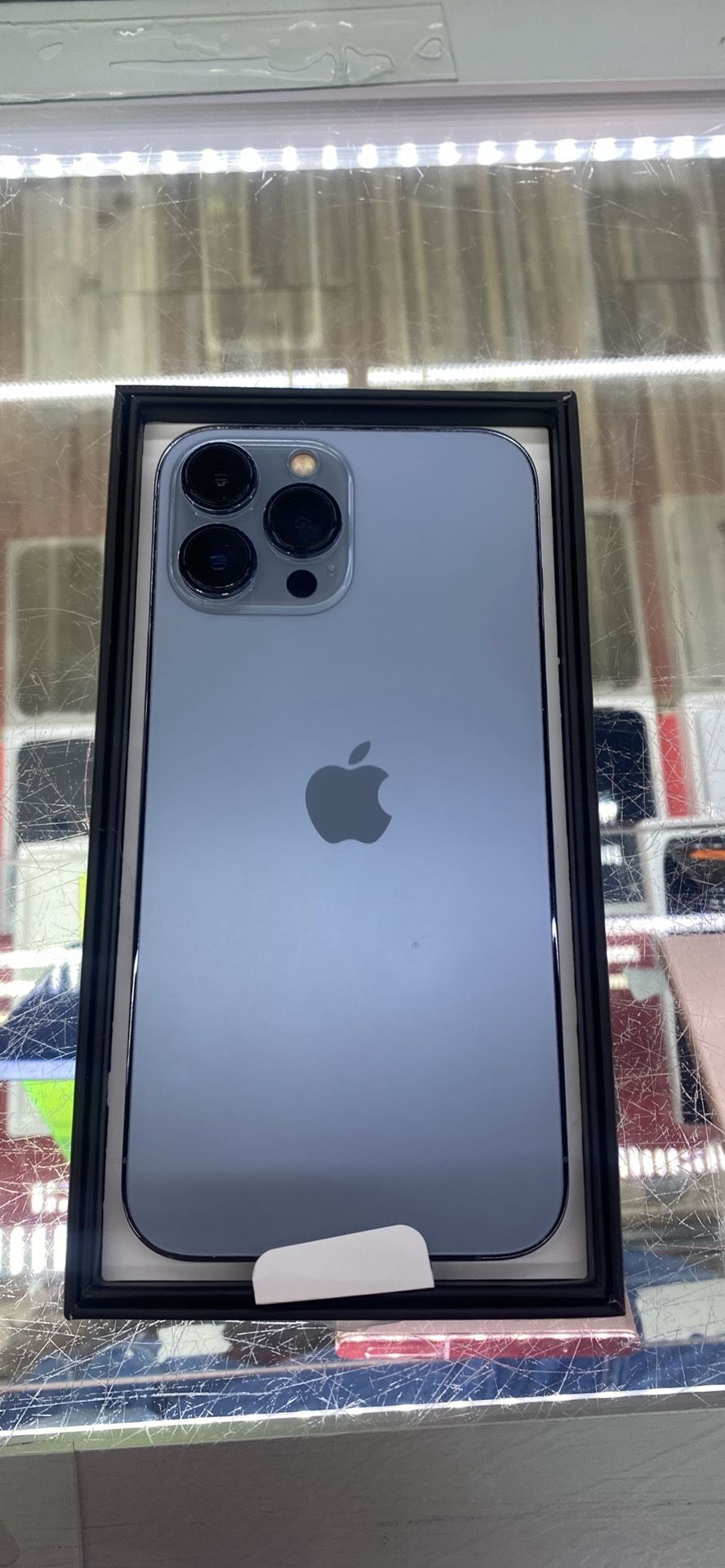 iPhone 13 Pro Max Factory Unlock
