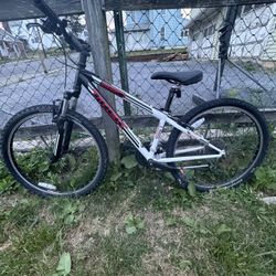trek 820 bike