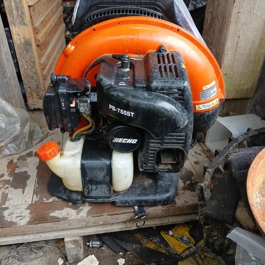Echo Pb-755st Leaf Blower for Sale in Seattle, WA - OfferUp