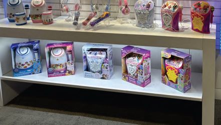 STRAIGHT DISPLAY SHELVING SET (21 FT)